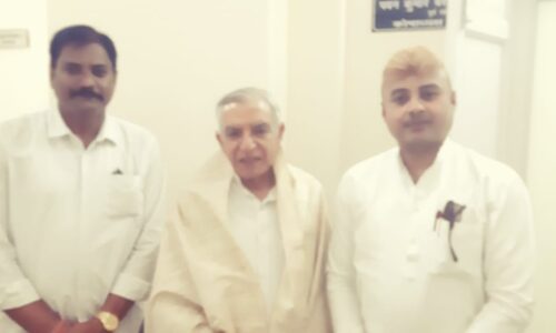 दिल्ली में कांग्रेस के वरिष्ठ नेताओं से मिले त्रिलोक श्रीवास