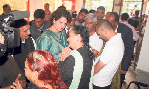संसद के विशेष सत्र में उठायेंगे हिमाचल में आपदा का मुद्दा : प्रियंका गांधी