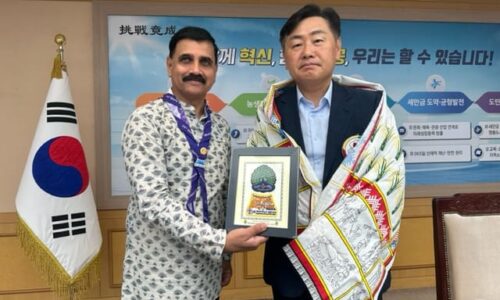  स्काउट दल को जम्बूरी गतिविधि के लिए दक्षिण कोरिया के गवर्नर ने किया सम्मानित