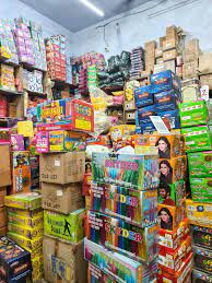 दीपावली पर फटाका दुकान संचालकों को करना होगा सुरक्षा मानकों का पालन