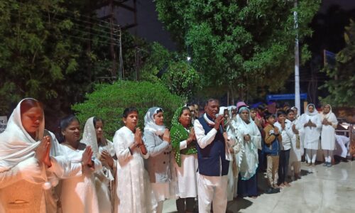 डॉ. भीमराव अम्बेडकर  के 67वे परिनिर्वाण दिवस पर नगर में मोमबत्ती रैली निकाली गई
