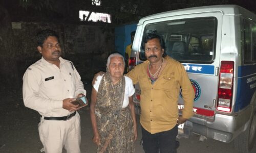 डायल 112 की सक्रियता से घर से भटकी हुई 80 वर्षीय बुजुर्ग महिला पहुँची अपने घर