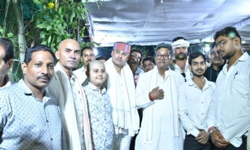 कांग्रेस नेता भंजन श्रीवास के दशगात्र में उमड़ा जनसैलाब