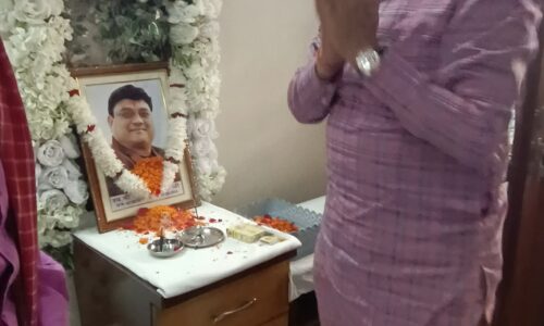  पूर्व नेता प्रतिपक्ष  नारायण चंदेल के छोटे भाई के  निधन पर नगर विधायक अमर अग्रवाल ने जताया शोक