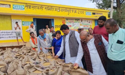 धान खरीदी केन्द्रो में अव्यवस्था, बारदाने की कमी, सरकार धान खरीदी को लेकर गंभीर नहीं है : अटल श्रीवास्तव